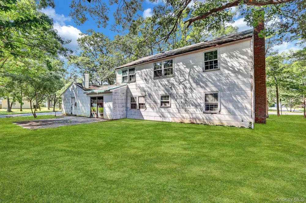1343 Stony Brook Road Stony Brook, NY 11790