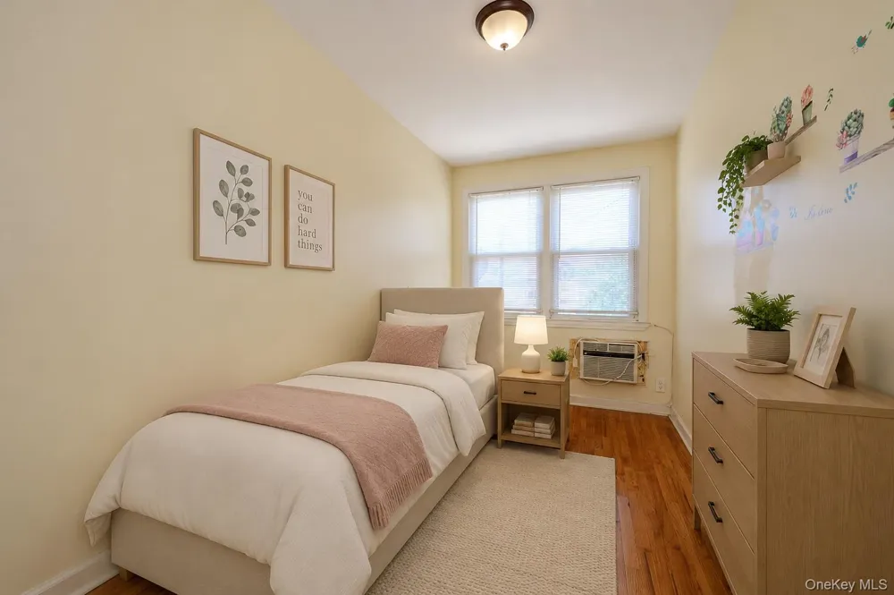 272 Brinsmade Avenue Bronx, NY 10465
