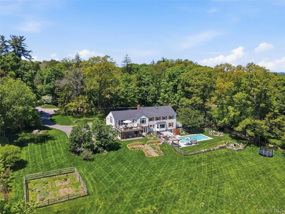 90 Springhurst Road Bedford Hills, NY 10507
