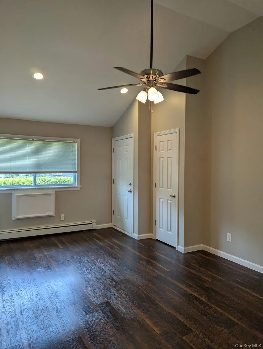 1727 N. Gardiner Drive Bay Shore, NY 11706