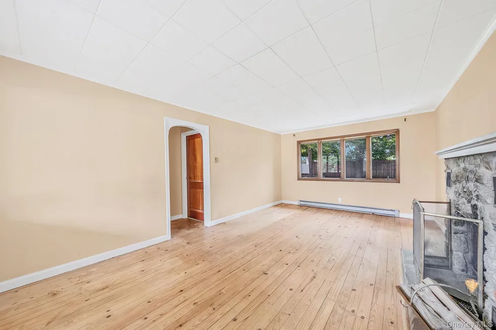 8 Triton Road Rocky Point, NY 11778