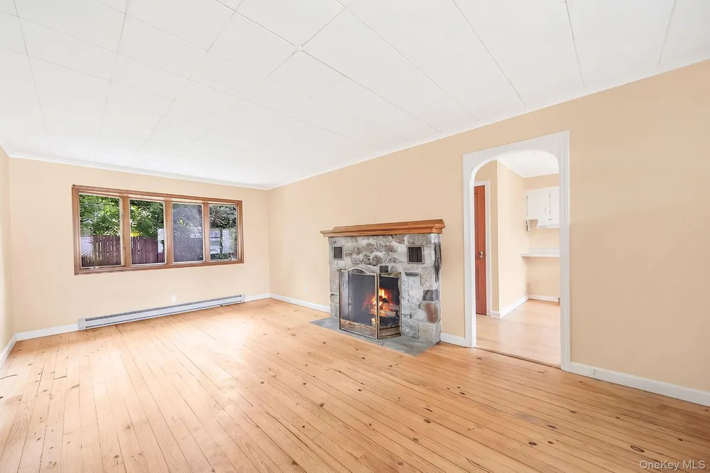 8 Triton Road Rocky Point, NY 11778