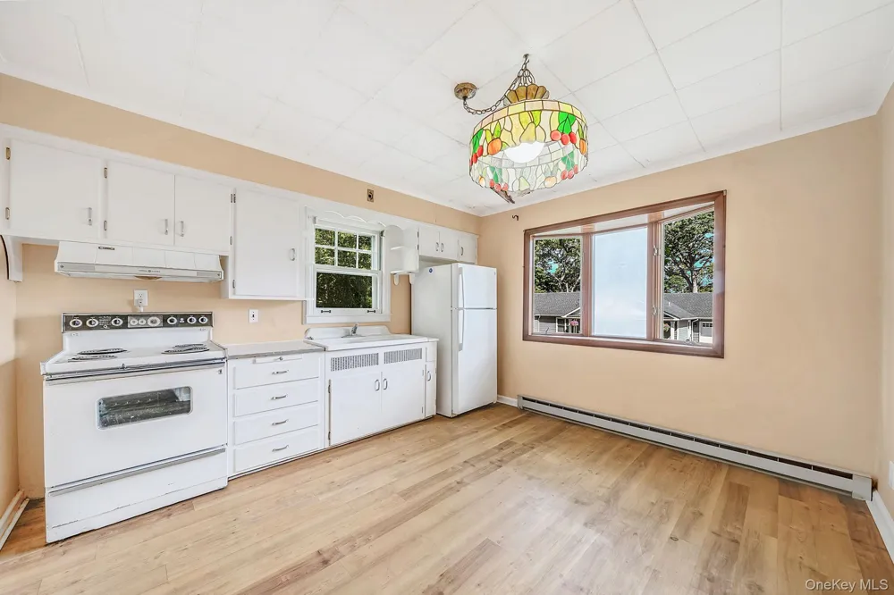 8 Triton Road Rocky Point, NY 11778