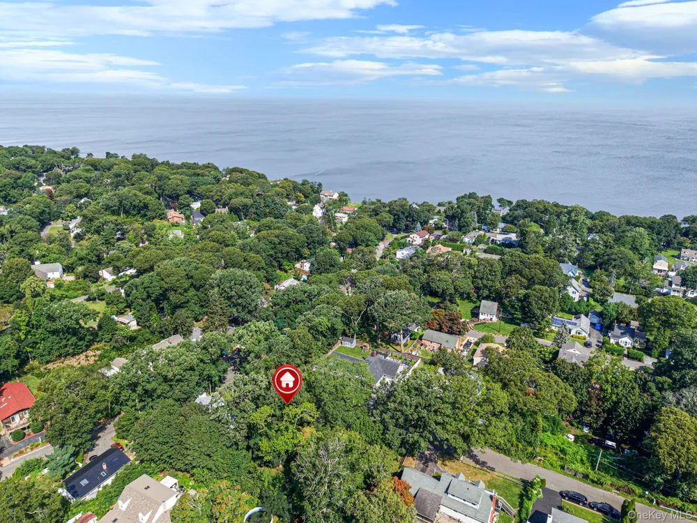 8 Triton Road Rocky Point, NY 11778