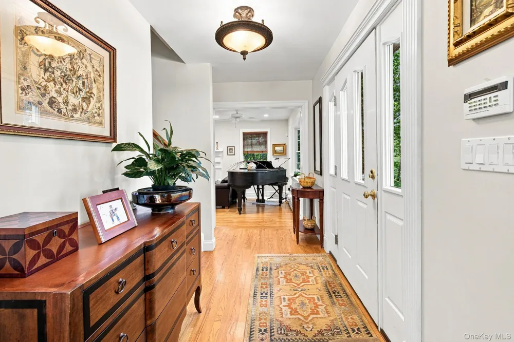 45 Shadyrest Drive Sag Harbor, NY 11963