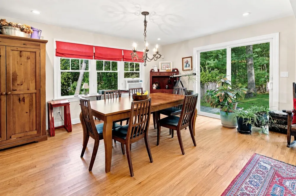 45 Shadyrest Drive Sag Harbor, NY 11963