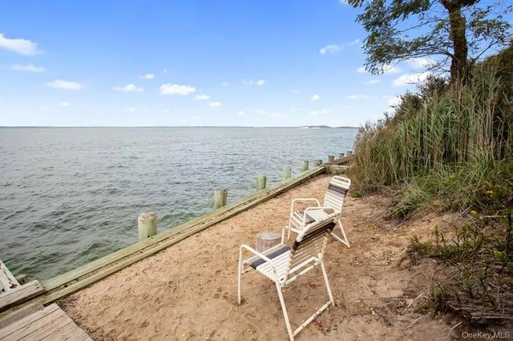 45 Shadyrest Drive Sag Harbor, NY 11963