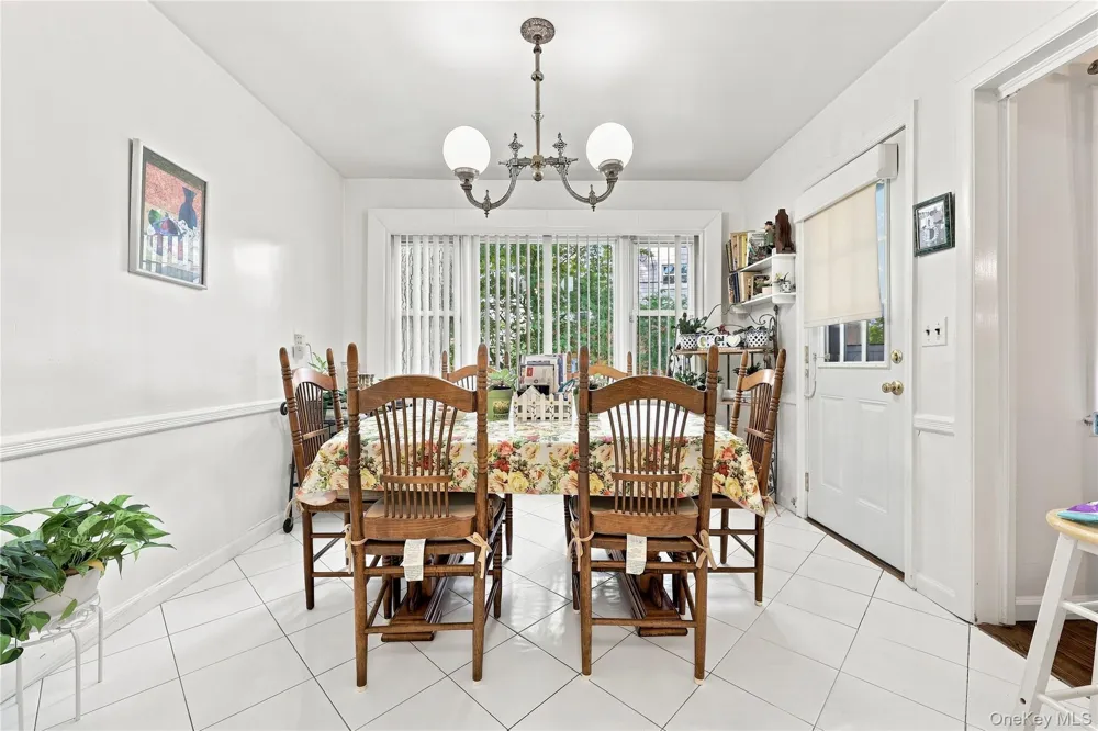 2 Longview Avenue North Woodmere, NY 11581