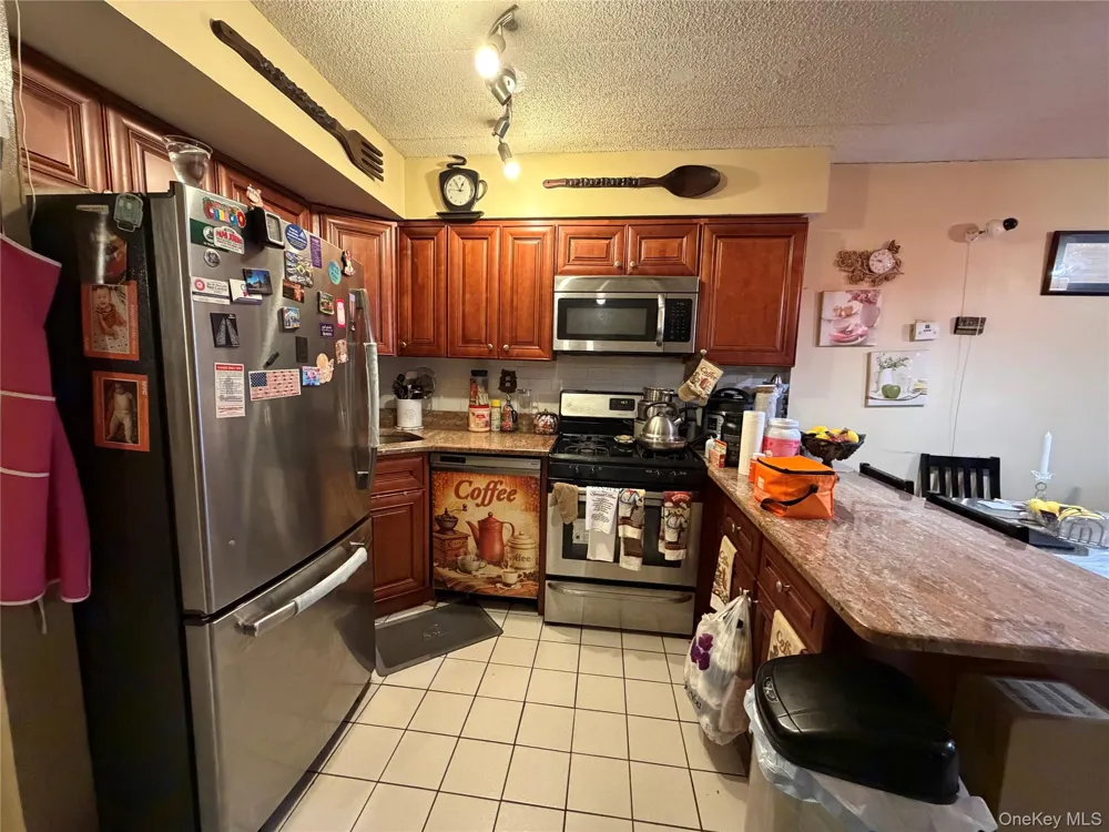 54-09 108th Street #1C Corona, NY 11368