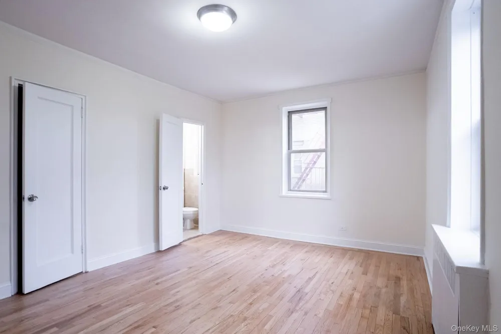 2190 Boston Road #5M Bronx, NY 10462