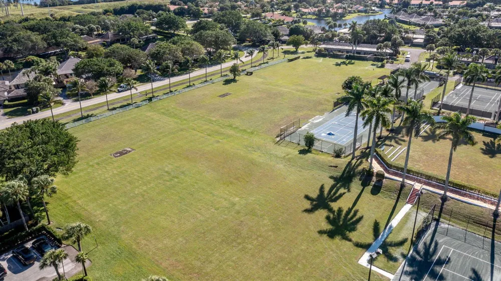 13334 Polo Club Road #Apt 224 Wellington, FL 33414