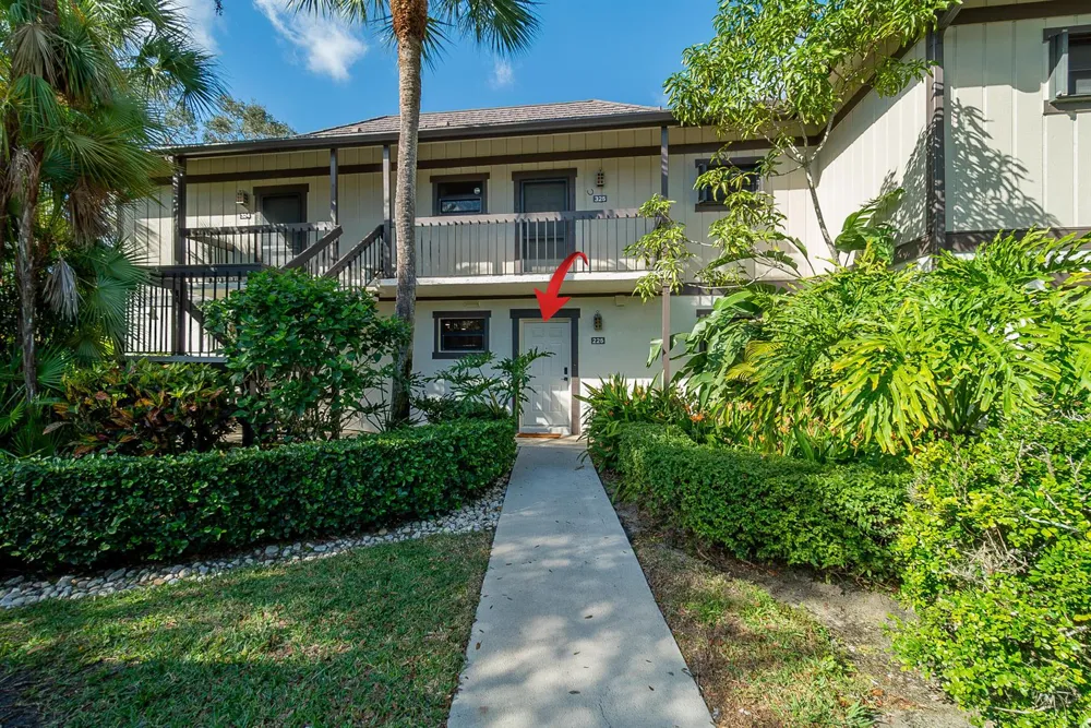 13334 Polo Club Road #Apt 224 Wellington, FL 33414