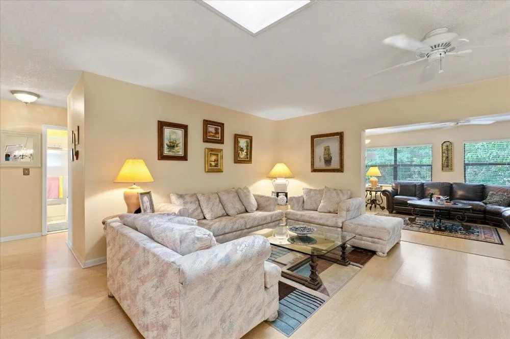 9843 NW 75TH COURT NW Tamarac, FL 33321