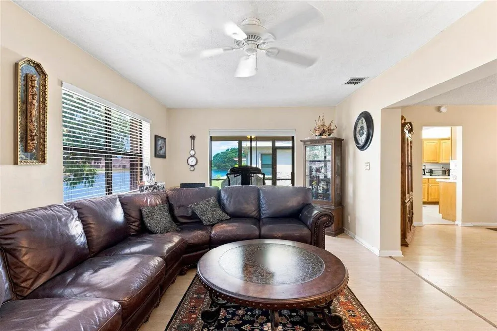 9843 NW 75TH COURT NW Tamarac, FL 33321