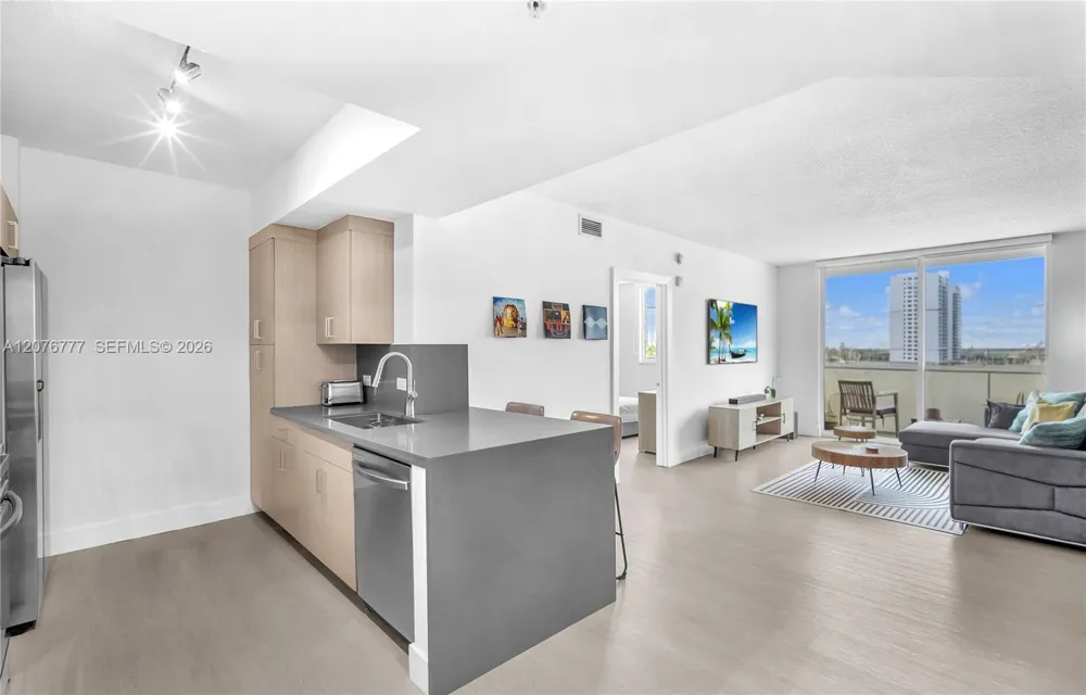 18800 NE 29th Ave #517 (Fully Renovated) Aventura, FL 33180