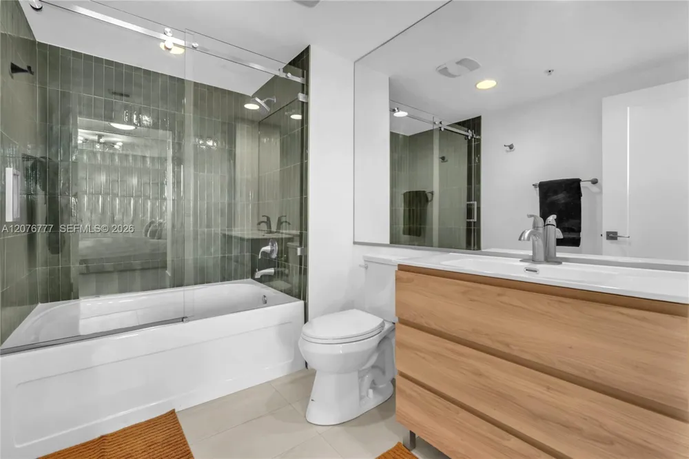 18800 NE 29th Ave #517 (Fully Renovated) Aventura, FL 33180