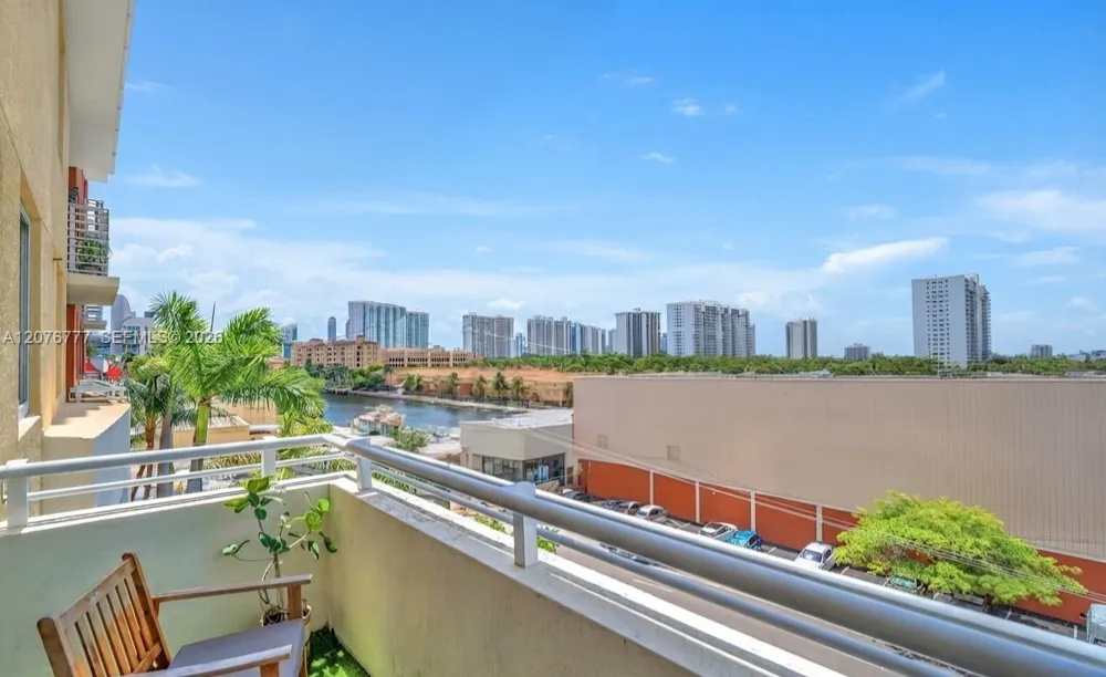 18800 NE 29th Ave #517 (Fully Renovated) Aventura, FL 33180