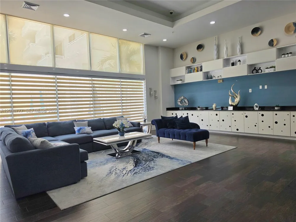 18800 NE 29th Ave #517 (Fully Renovated) Aventura, FL 33180