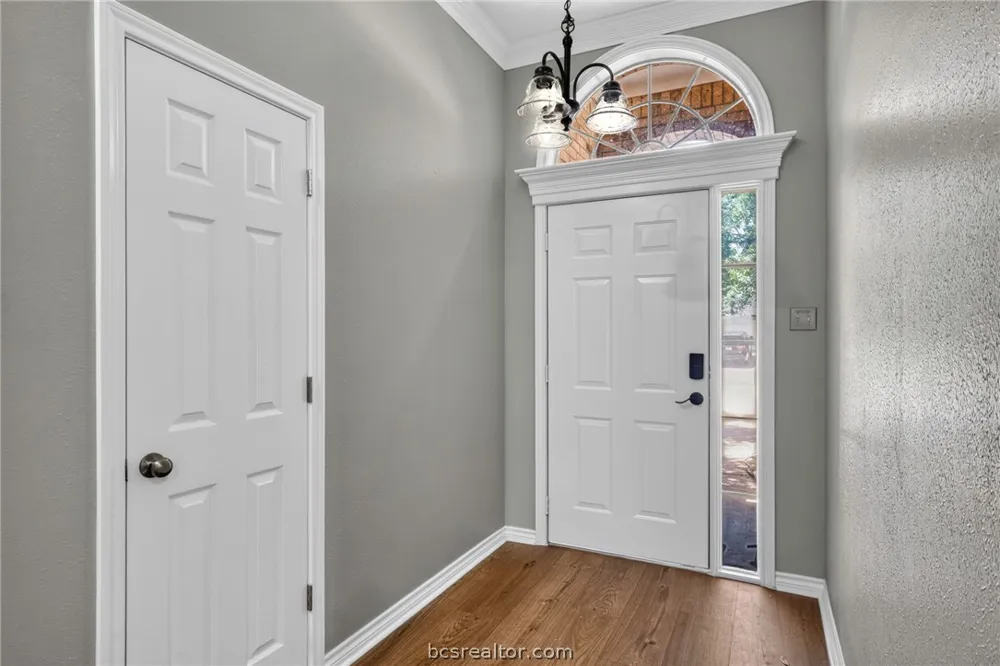 2301 Kuykendall Circle Bryan, TX 77808