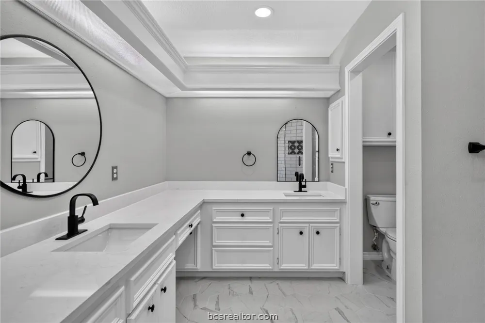 2301 Kuykendall Circle Bryan, TX 77808