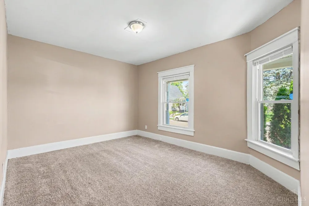 831 Forest Avenue Hamilton, OH 45015