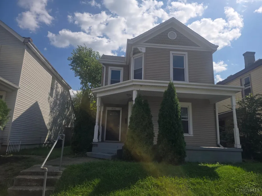 831 Forest Avenue Hamilton, OH 45015