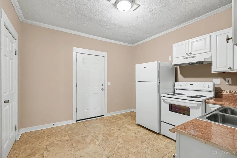 831 Forest Avenue Hamilton, OH 45015
