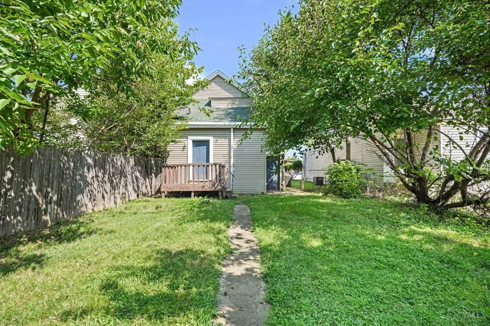 831 Forest Avenue Hamilton, OH 45015