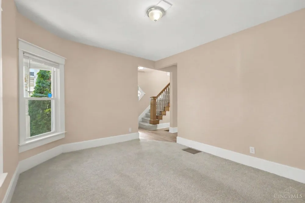 831 Forest Avenue Hamilton, OH 45015