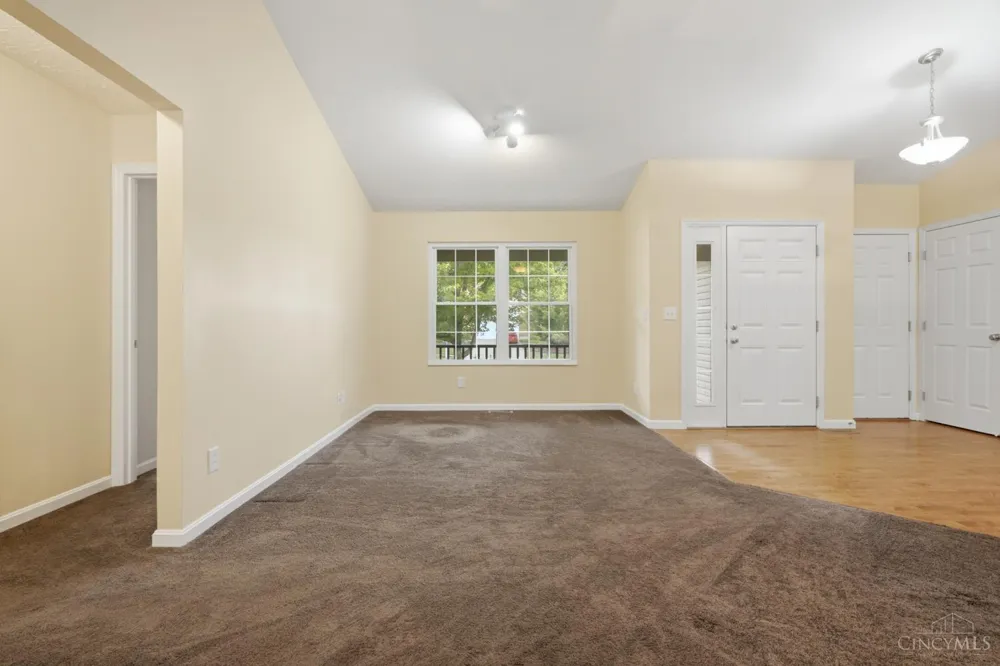 7630 Sandstone Trail Hamilton, OH 45039