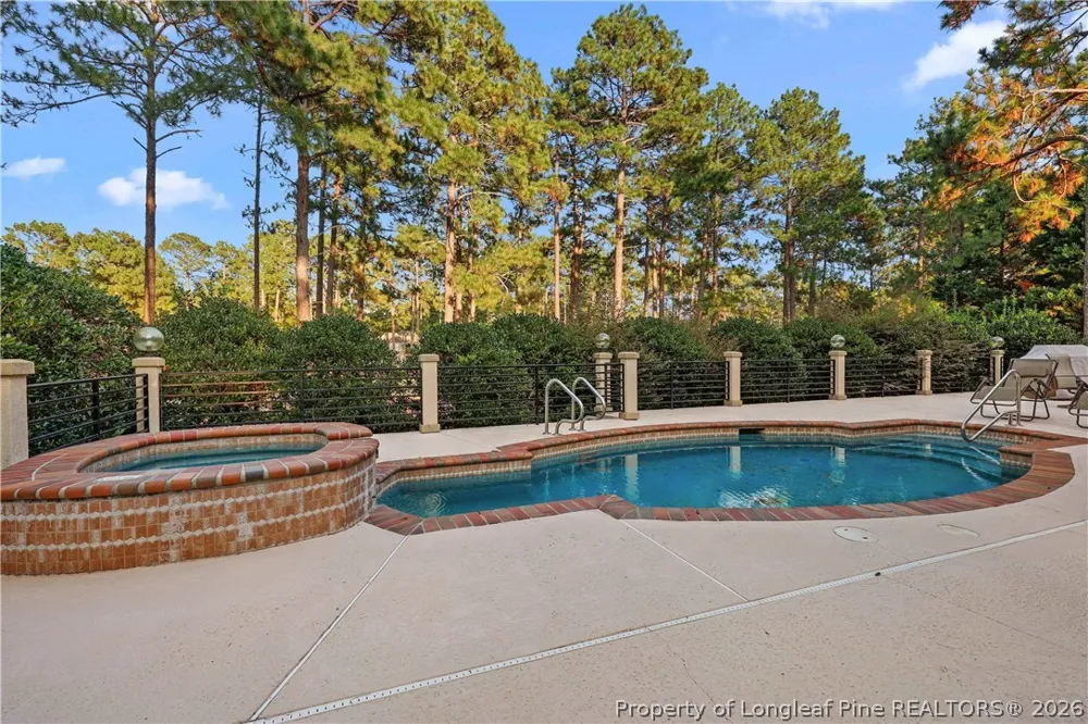 190 National Drive Pinehurst, NC 28374