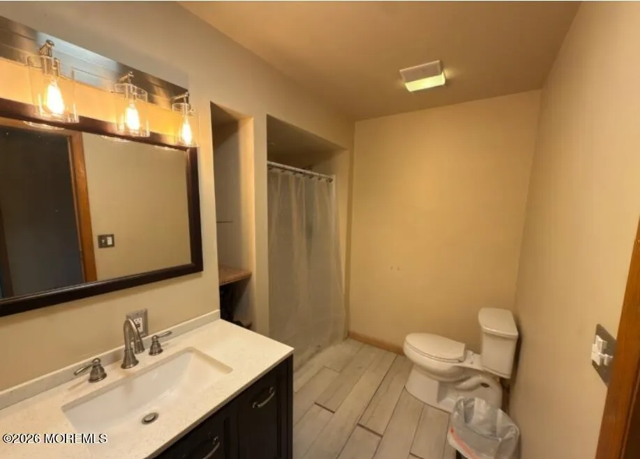 24 Beardslee Road Millstone, NJ 08844