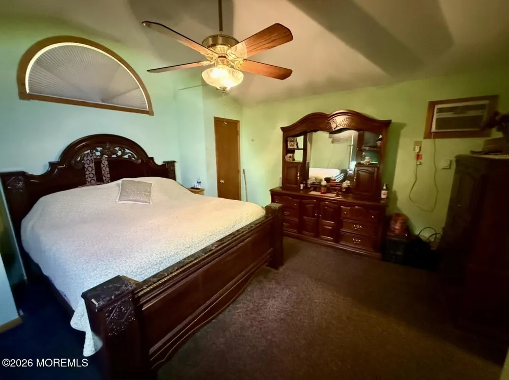 24 Beardslee Road Millstone, NJ 08844