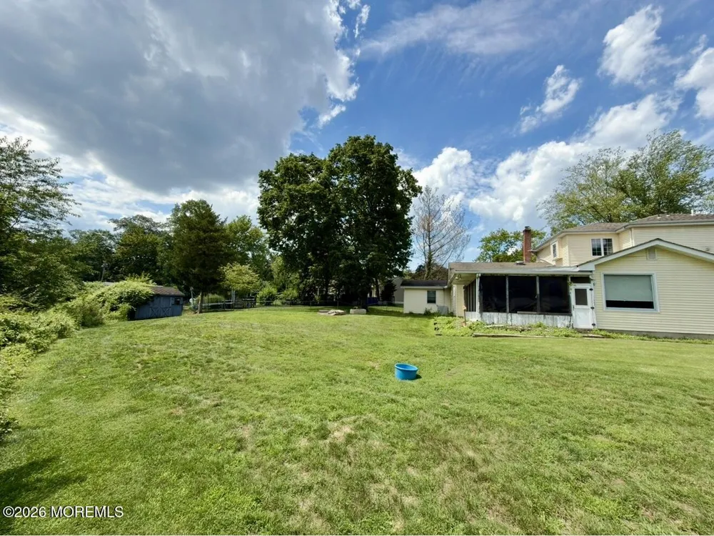 24 Beardslee Road Millstone, NJ 08844