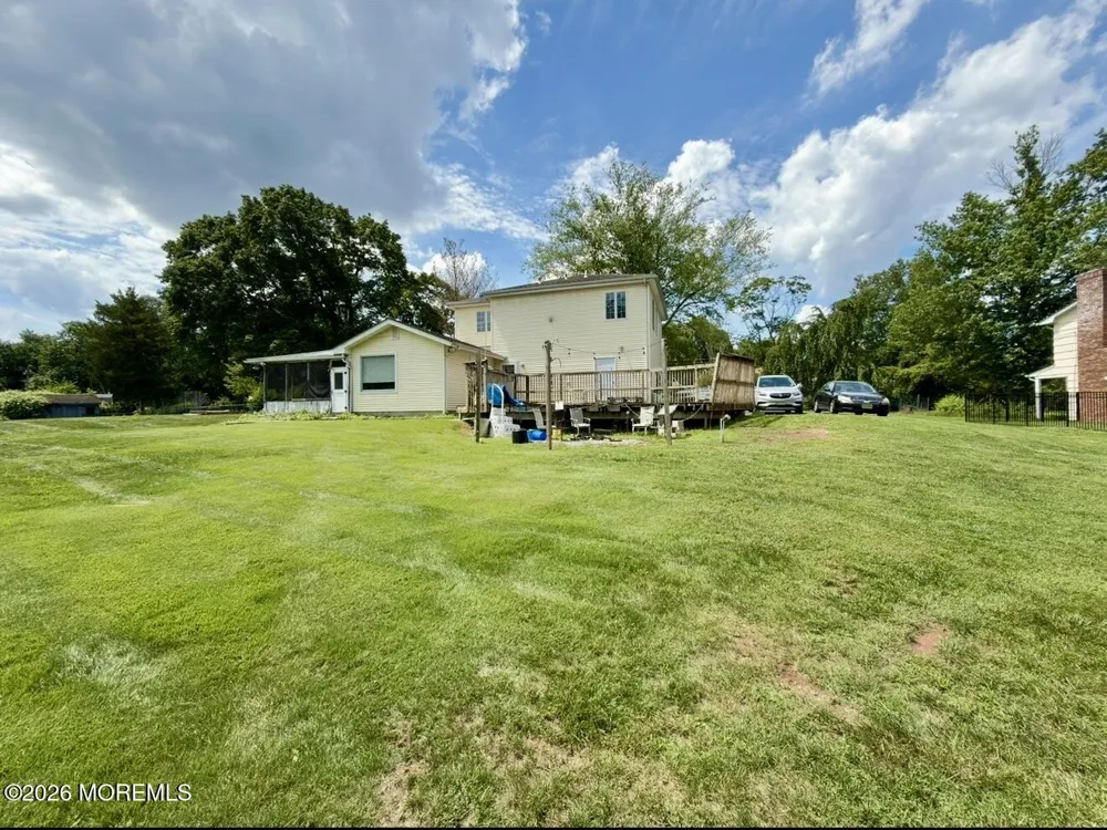 24 Beardslee Road Millstone, NJ 08844