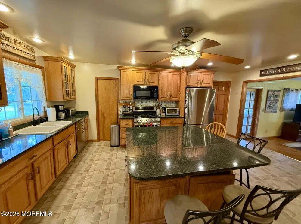 24 Beardslee Road Millstone, NJ 08844