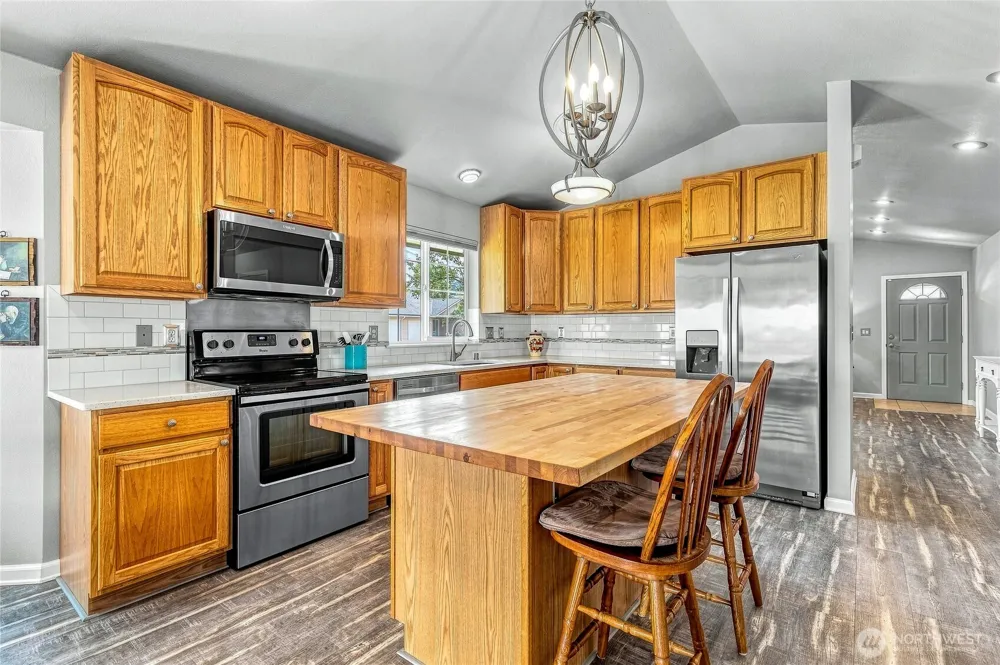 727 SE Magnoni Drive College Place, WA 99324