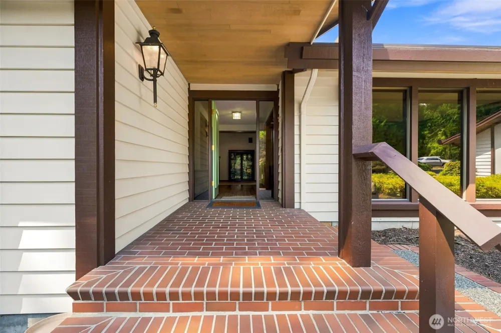 18916 SE 440th Street Enumclaw, WA 98022