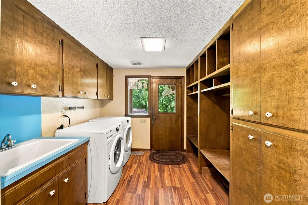 18916 SE 440th Street Enumclaw, WA 98022