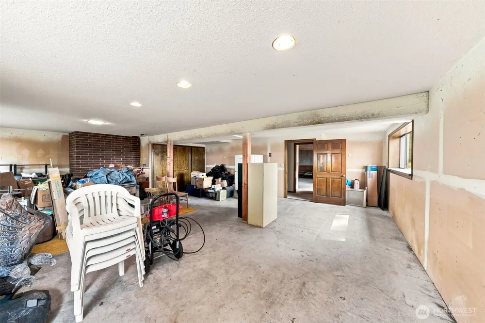 18916 SE 440th Street Enumclaw, WA 98022