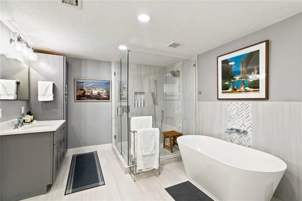 2410 SIESTA DRIVE Sarasota, FL 34239