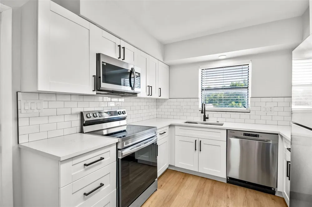 300 S NIMBUS AVENUE #3 Clearwater, FL 33765