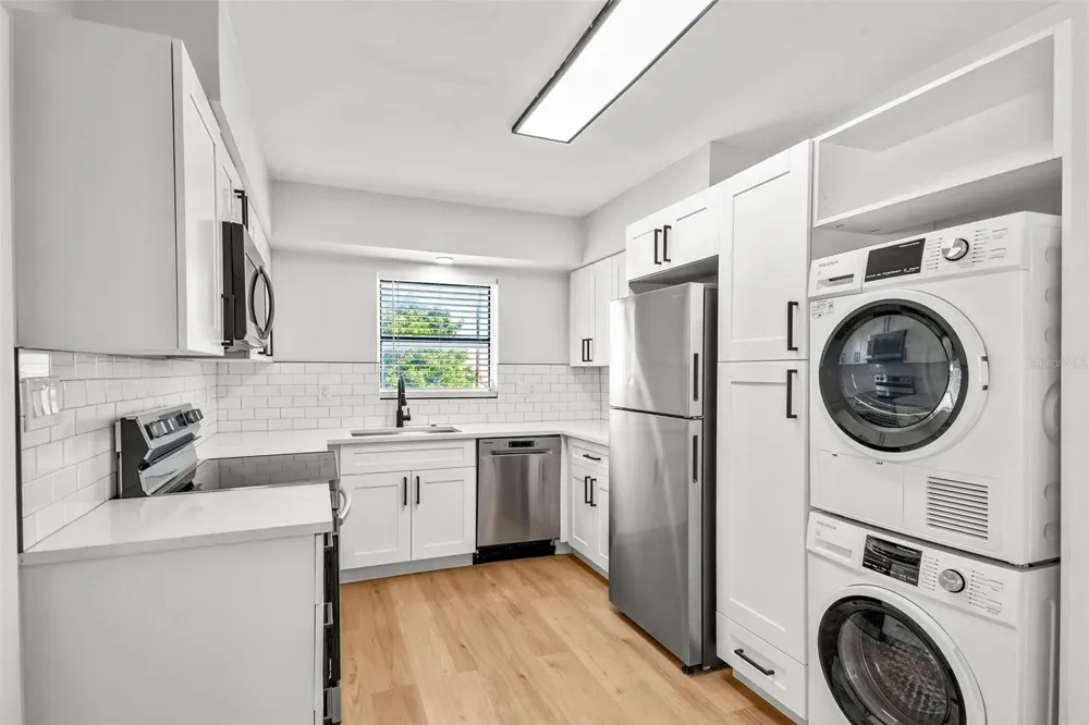 300 S NIMBUS AVENUE #3 Clearwater, FL 33765