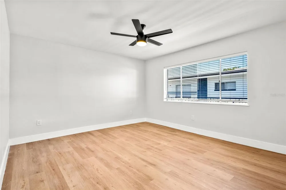 300 S NIMBUS AVENUE #3 Clearwater, FL 33765