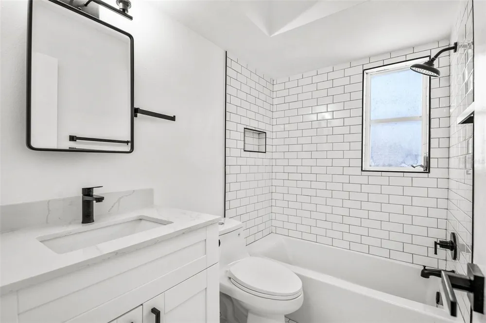 300 S NIMBUS AVENUE #3 Clearwater, FL 33765
