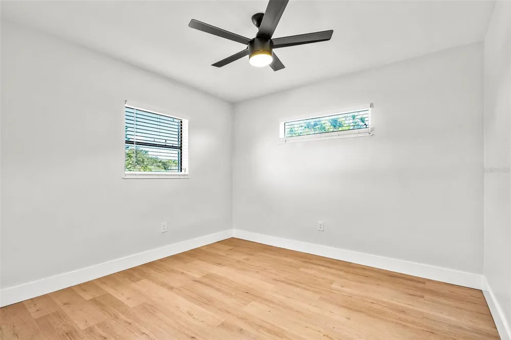 300 S NIMBUS AVENUE #3 Clearwater, FL 33765