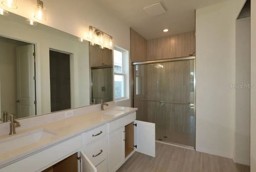 5169 SEA BRANCH AVENUE Apollo Beach, FL 33572