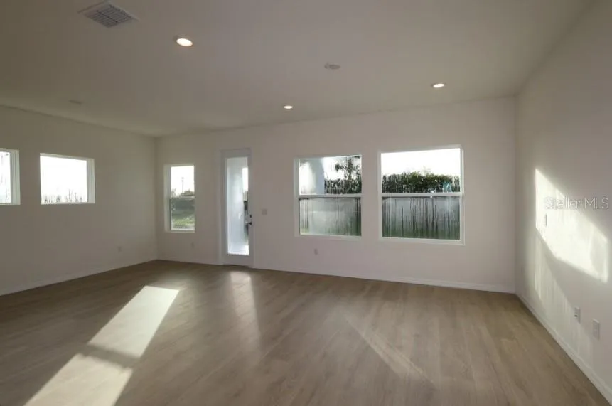5169 SEA BRANCH AVENUE Apollo Beach, FL 33572