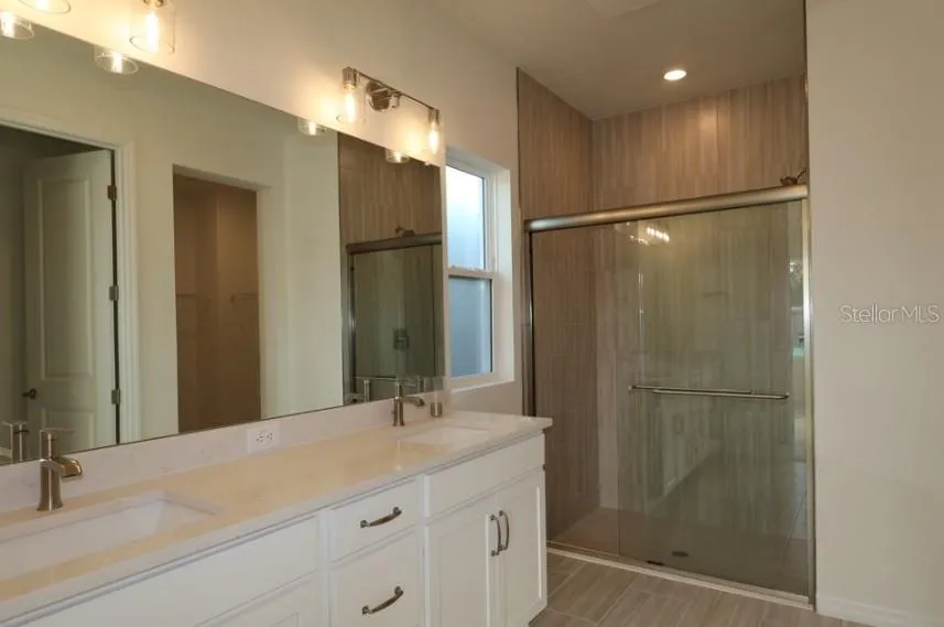 5169 SEA BRANCH AVENUE Apollo Beach, FL 33572