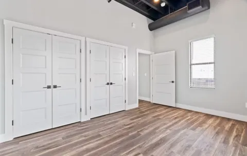 125 Prince St #203